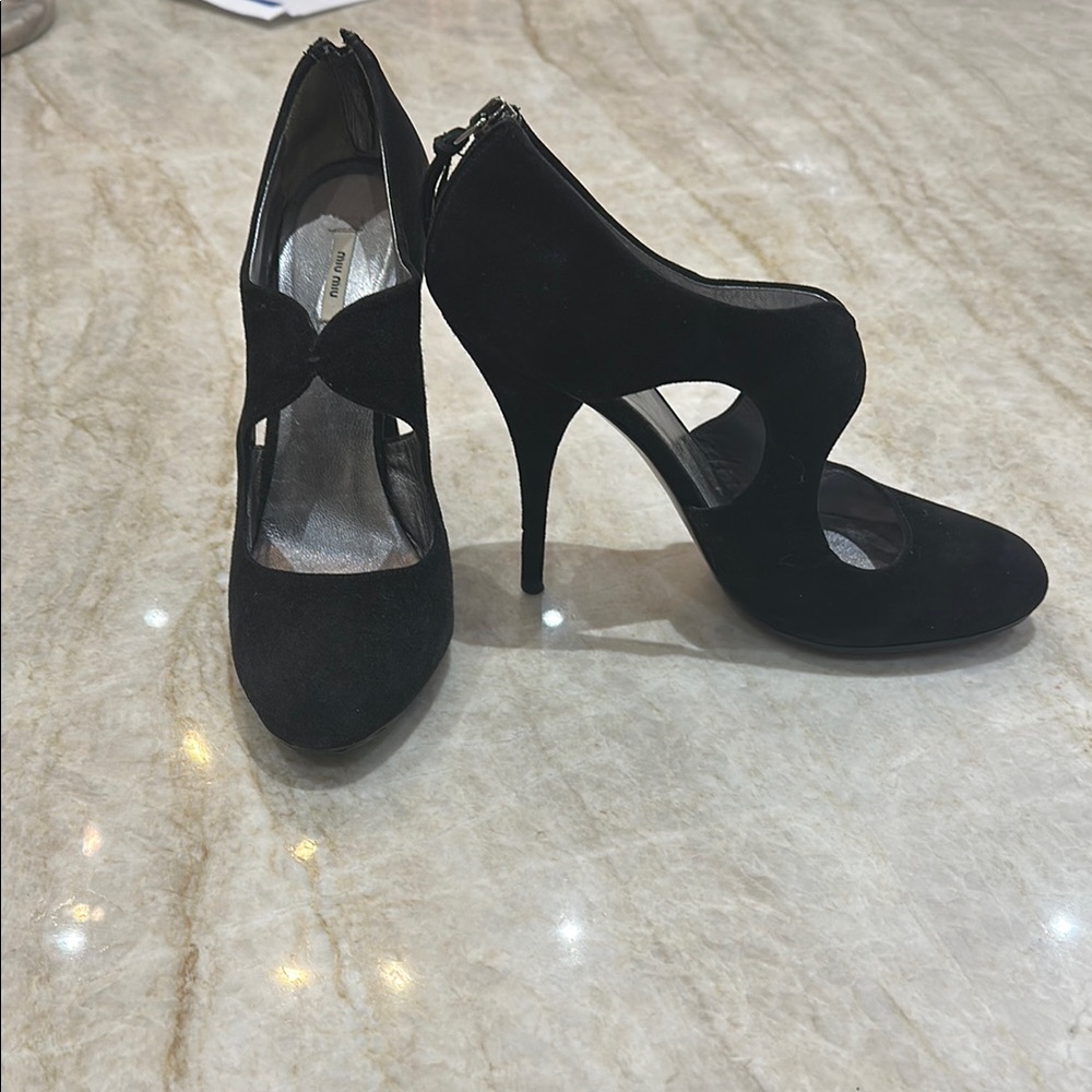 Elegant Black Women's Heels